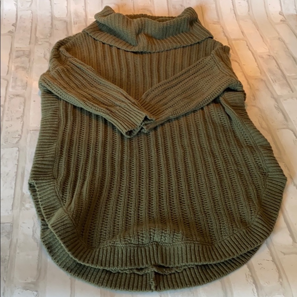 Express Cowl Neck 3/4 Sleeve Sweater